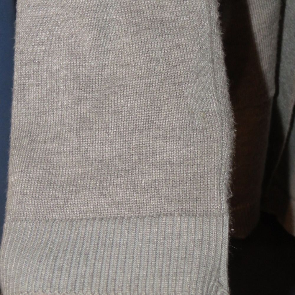 Long Cardigan - Picture 3 of 6